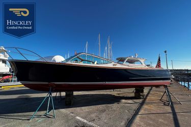 29' Hinckley 2003 Yacht For Sale